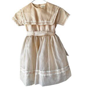 Vintage Honey Suckle Girls Size 6X Dress With Cream Lace Accents & Bow Sash